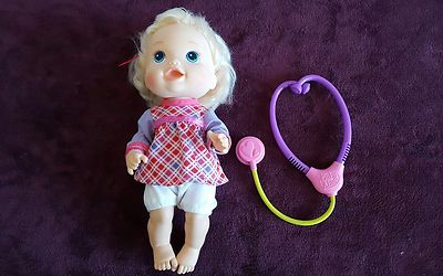 Baby Alive Doll Talks English Spanish Make me Better 2012 Hasbro