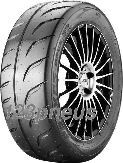 Pneu Toyo Proxes R888R 225/45 ZR15 pour sessions trackday et club