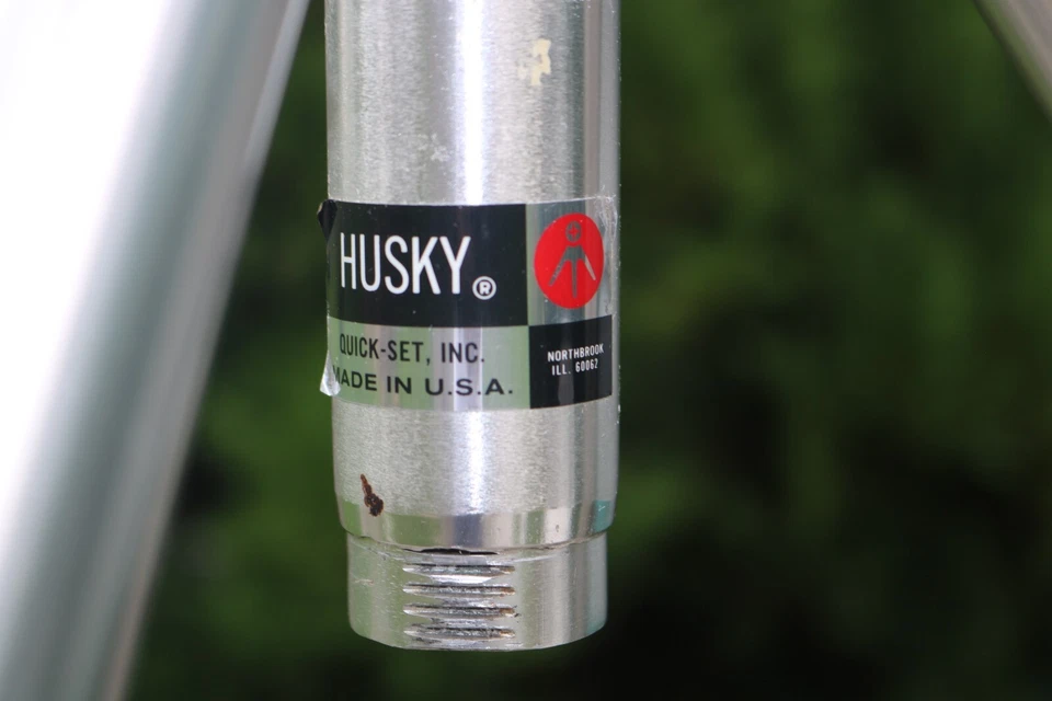 Husky Quick-Set TV Elevator Camera Tripod Model 5-95580 Made in USA Northbrook - Image 3 of 4