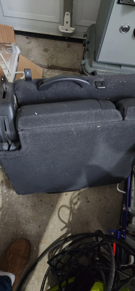 03-07 OEM Hummer H2 trasero derecho tercera fila asiento de cuero negro trigo Foto 4 de 4