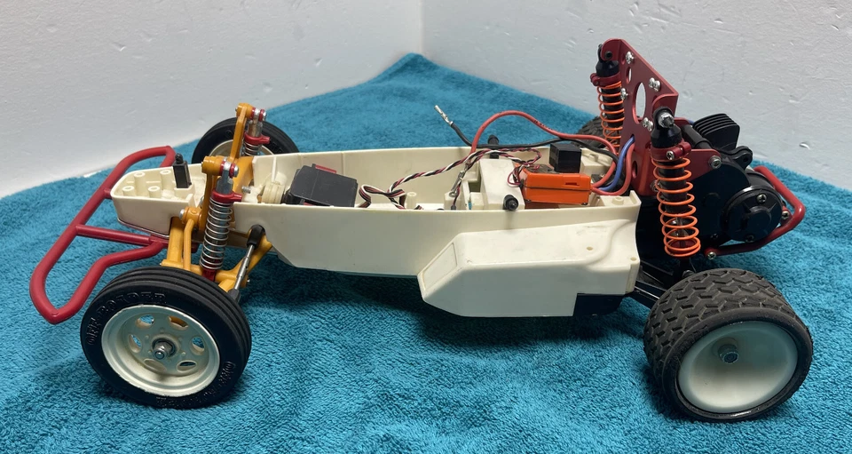 Vintage 1987 Futaba FX10 Shelf Queen Hot Trick Part + CRP - Image 4 of 4