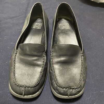 Mootsies Tootsies Black Leather Slip-On Loafers women’s size 8 Mootsies Tootsies Edith Womens Moc Closed Toe Loafers, Color  main image 4