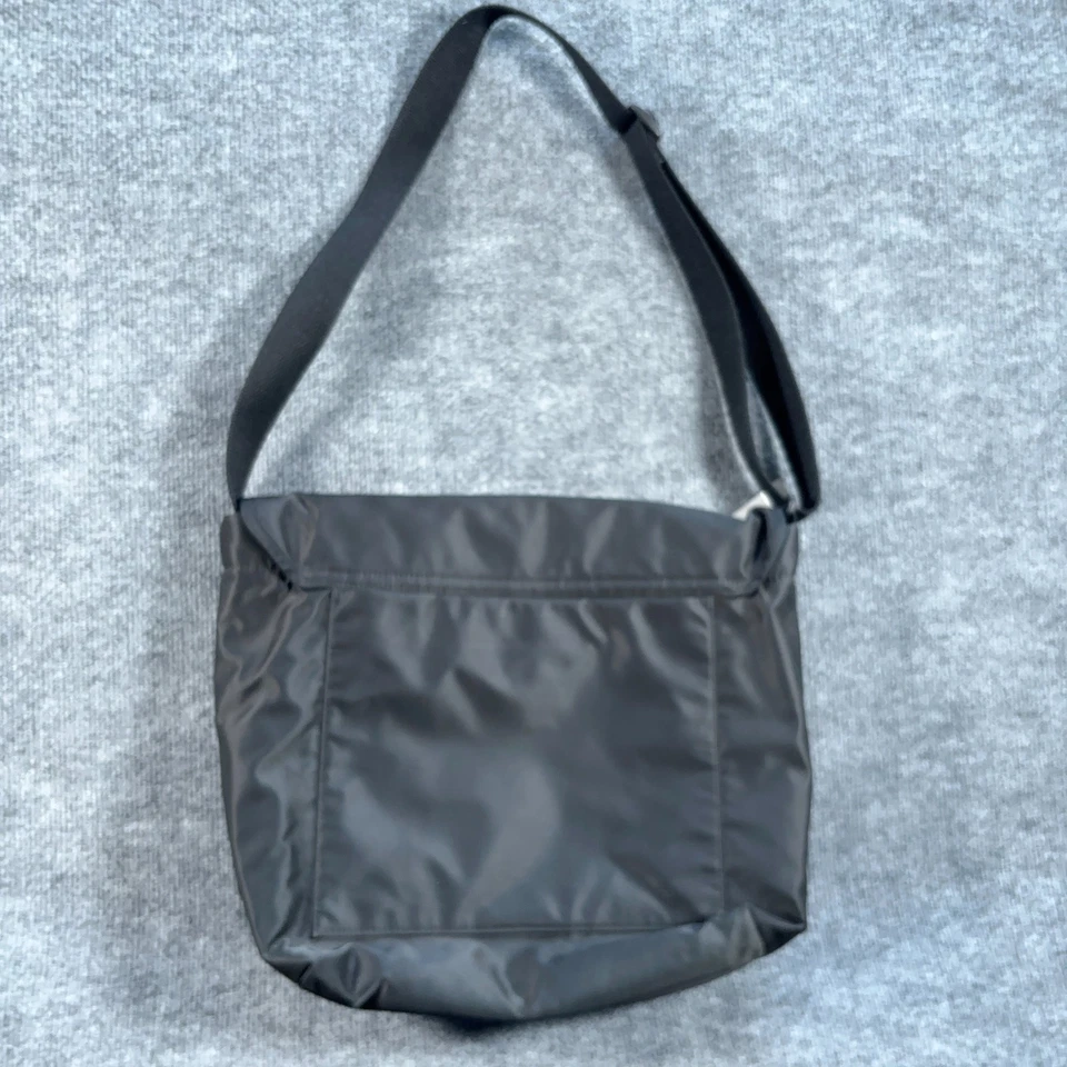 Bolso Mensajero Kate Spade Negro Nylon Grande Bandolera Laptop Trabajo Viaje Bolso Foto 2 de 4