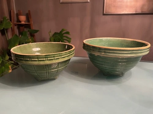 1930s-1940s Vintage MCoy Earthenware Green Glazed Pottery Mixing Bowl Set