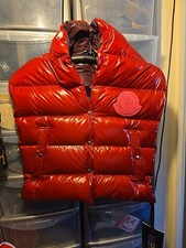 MONCLER SCARF/ BODY WARMER WITH POCKETS Red Padded New  ONE SIZE 100% genuine