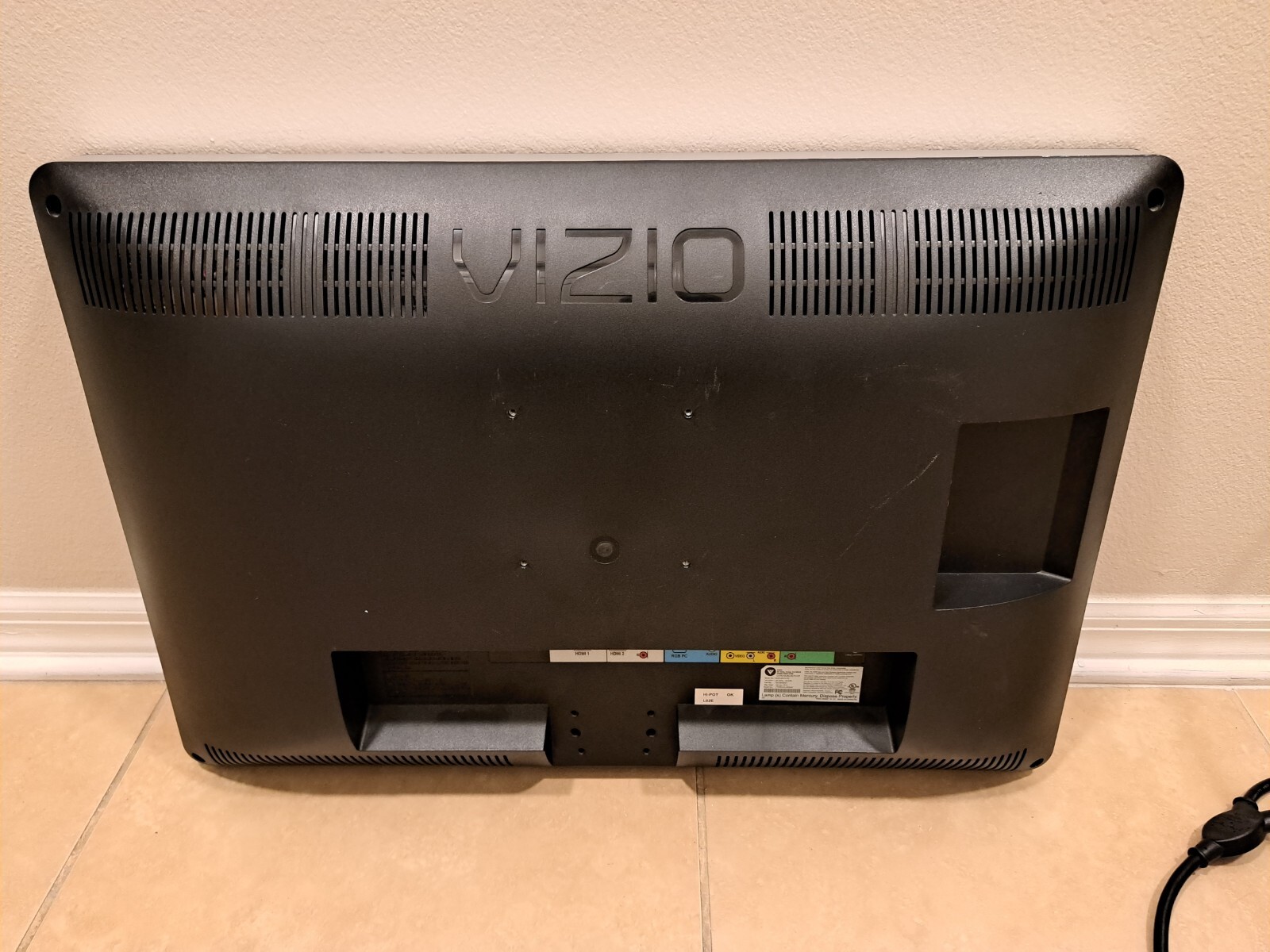 Vizio VA26LHDTV10T 26" 1080i HD LCD Television Monitor. NO STAND/NO