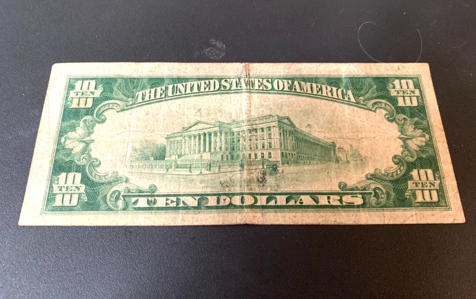 1929 Ten Dollar Bill ,New York .Red Seal .with 5 silver cert 1 dollar bills - Image 3 of 4