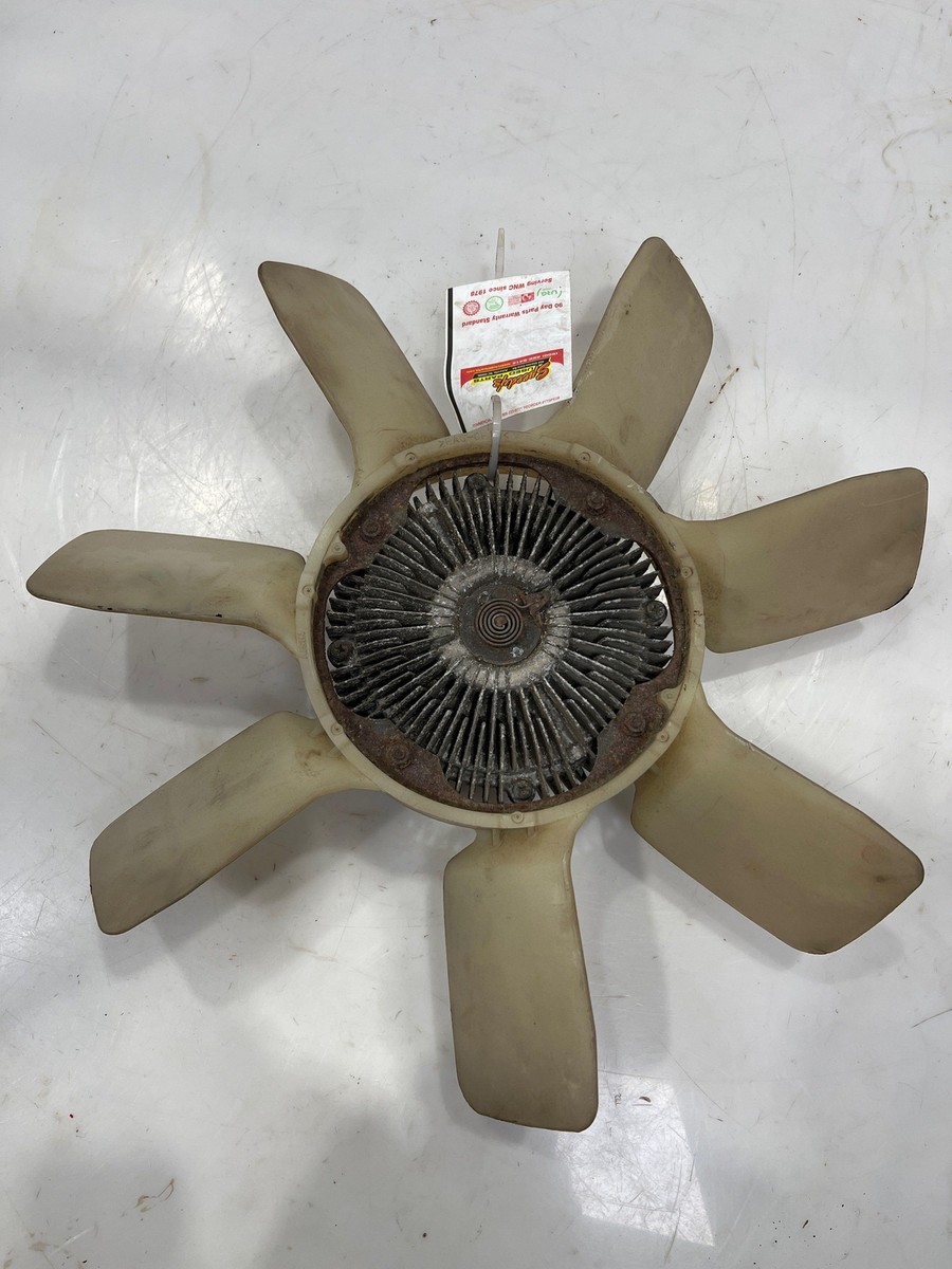 2007 - 2021 Toyota Tundra 8 Cyl Fan Clutch with Blades OEM