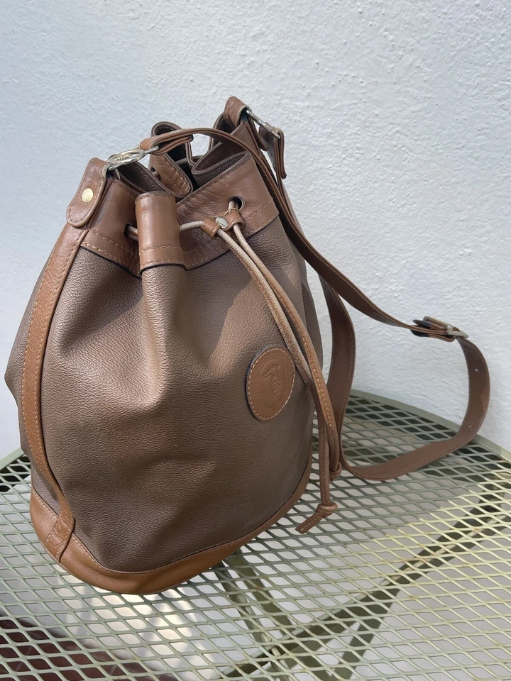 Bolso de hombro Trussardi Sac Bucket cuero marrón tostado vinilo vintage cordones Foto 2 de 4