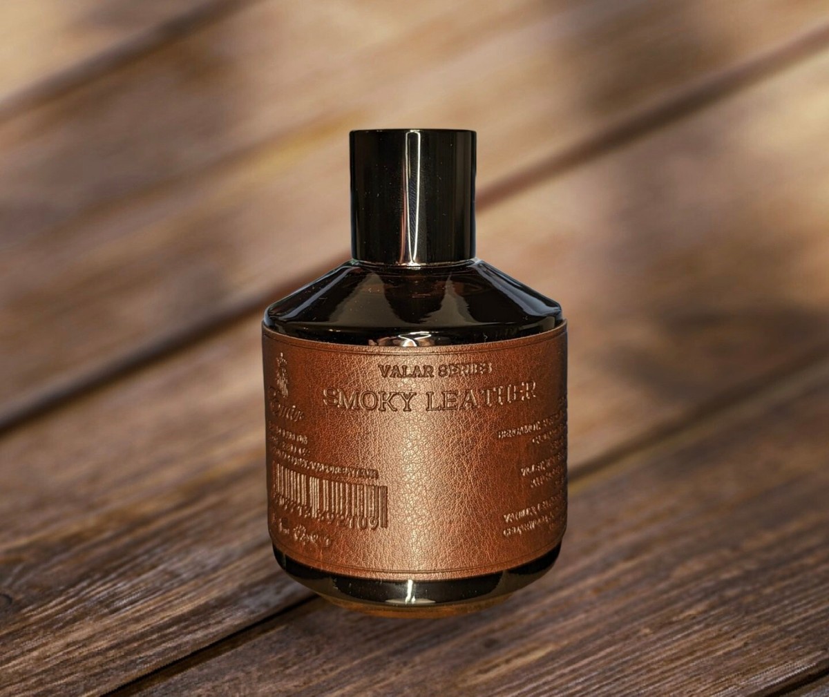 leather wood paris perfume