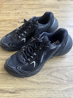 Givenchy TK-MX Men s Runners in Black
