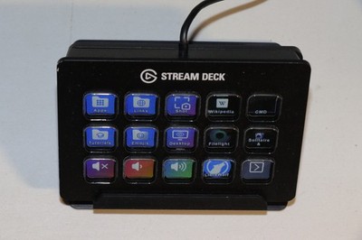 Elgato Stream Deck Black 15 Keys Model 20GAA9901 w/Folding Stand