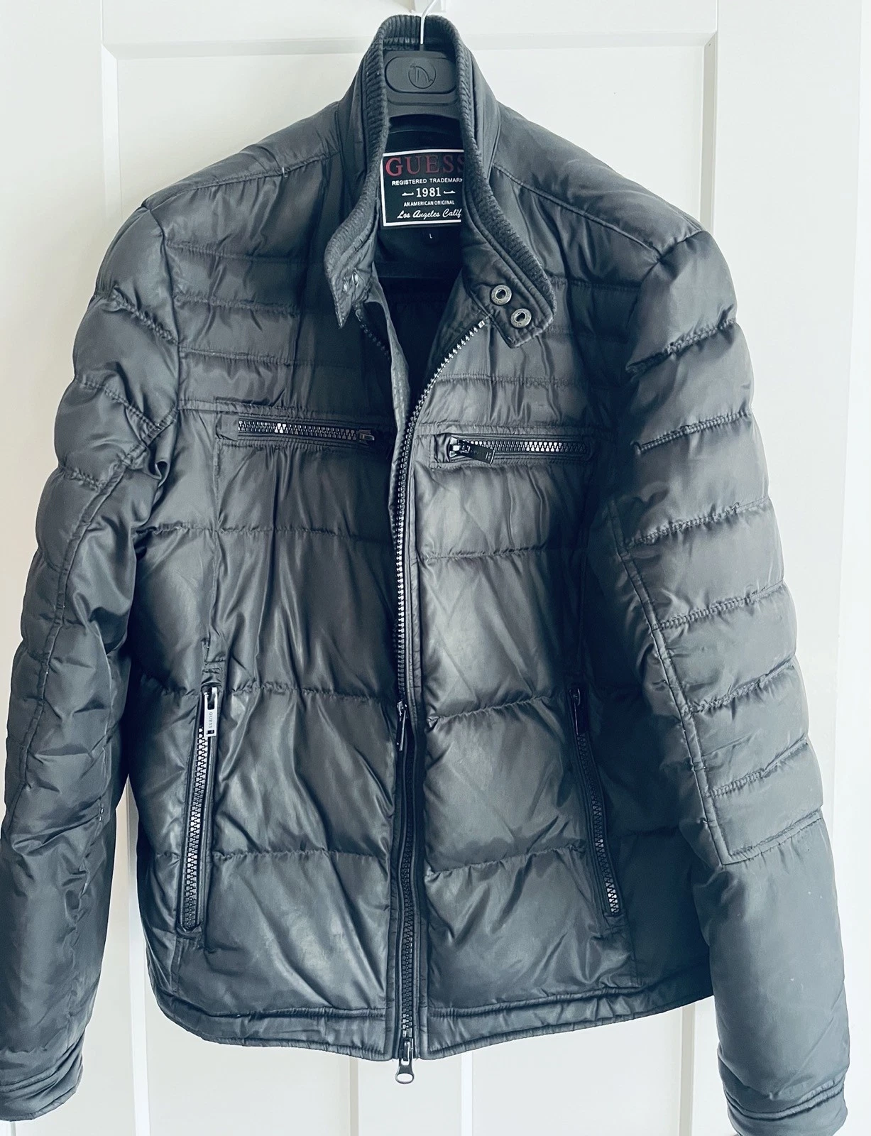 GUESS MENS L BLACK QUILTED PUFFER JACKET 60% DOWN INSULATED FULL ZIP WARM WINTER