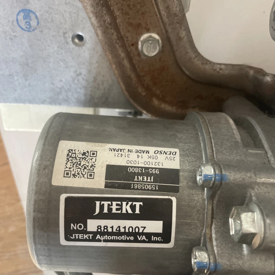 Bomba de dirección asistida Saturn Vue 2008-2010 motor asistencia eléctrica conjunto 2,4 L OEM Foto 2 de 4