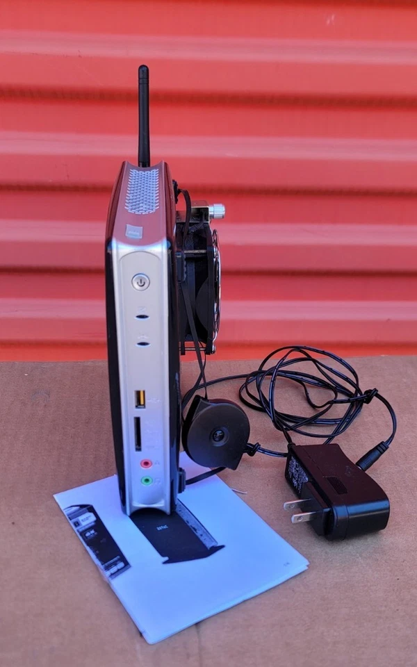 ZOTAC ZBOX ID83 Mini Multimedia PC - Image 4 of 4