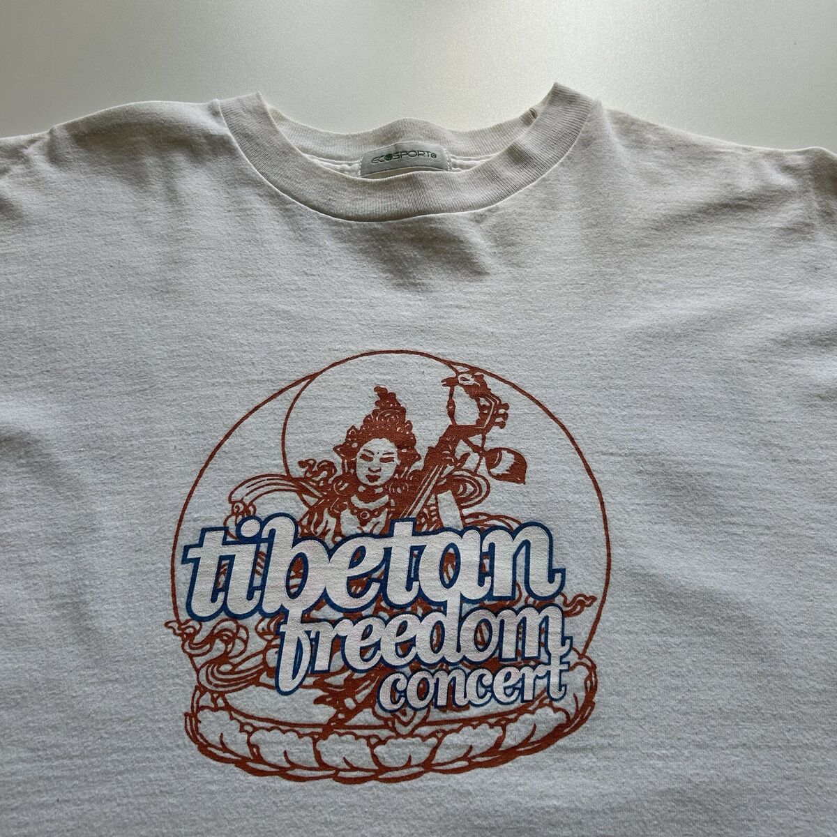 Vintage 90s 1997 Tibetan Freedom Concert NYC Graphic Band T Vintage 90s 1997 Tibetan Freedom Concert NYC Graphic Band T