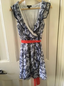 h and m blue and white dress