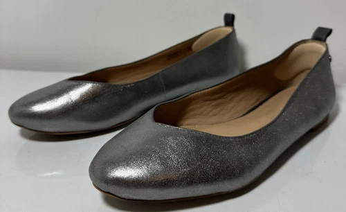 Scarpe basse Ugg Australia Lynley alluminio metallizzato da donna in pelle misura 7 5