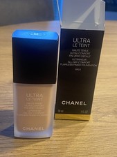 CHANEL Ultra Le Teint Velvet Matte Foundation...