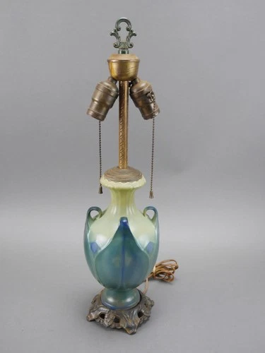 Roseville 1930s Velmoss style with lamp pull chain Hubbell lamp sockets tested