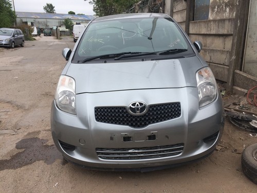 Цвет 1f8 toyota
