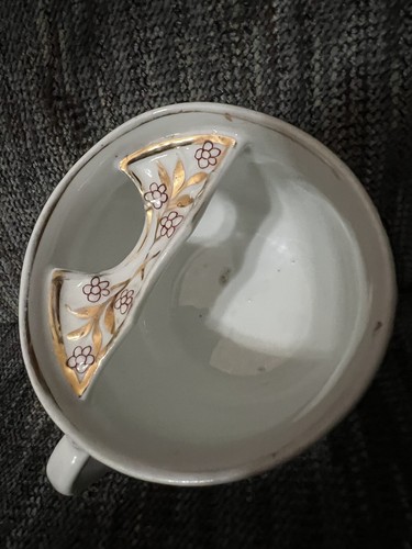 Vintage Beautiful Raised Lettering ‘Think of Me’ Ceramic Mustache Cup - Photo 5 sur 10