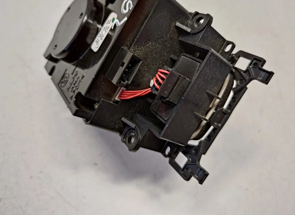 BMW E87 E90 E91 E92 CCC Multimedia Controller iDrive Knob Push Button 9125348 - Image 3 of 4