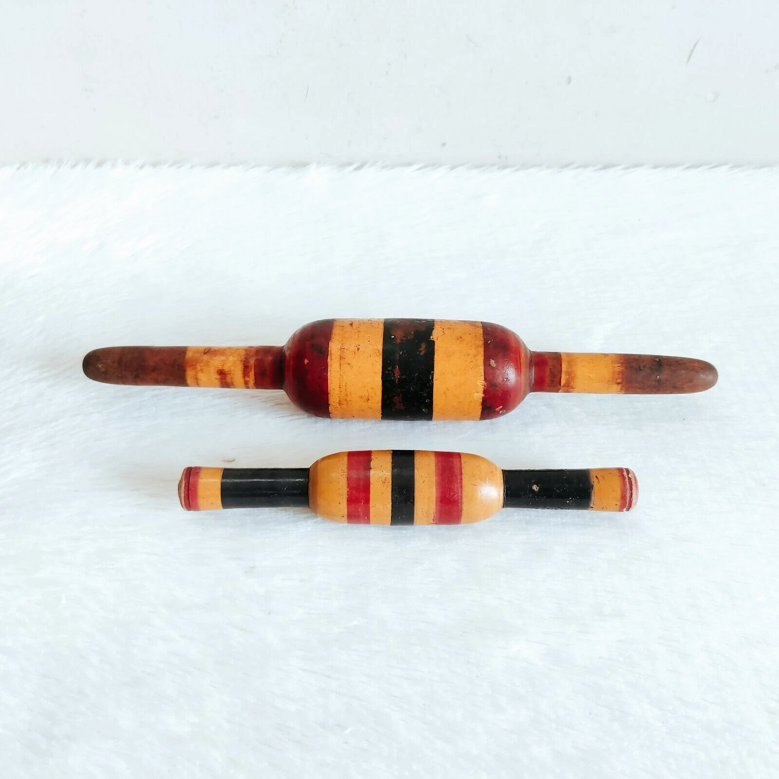 1920 Vintage Handmade Lacquered Tortilla Bread Bakers Wooden Rolling Pin 2Pc W37