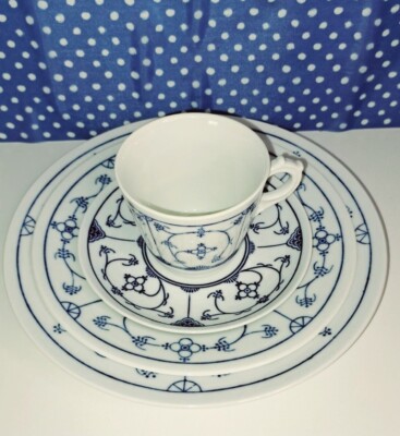 1×Großes Gedeck Jäger Porzellan Indisch blau Strohblume DDR