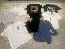 Men’s Clothing Bundle 10 Pieces – Mixed Brands & Sizes, Jeans, Tees, Long Sleeve