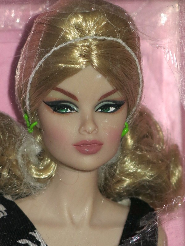 Integrity - 2011 Business Class Anja Christensen 12" Fashion Royalty Doll - NRFB