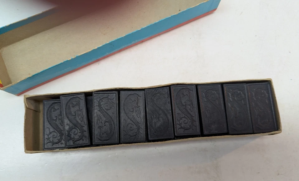 Vintage Dominos By Halsam Set NO. 622 with 28 Pieces Made in USA - Image 2 of 3