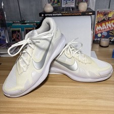 NikeCourt Air Zoom Vapor Pro Tennis Shoes, Women  s Size 8, MINT CONDITION