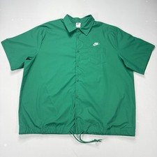 FN3902-365 Nike Club Men's Short-Sleeve Oxford Button-Up Shirt Green Sizes Vary