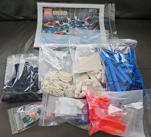 1993 - Lego 6973 - Vintage Space - Ice Planet -Deep Freeze Defender