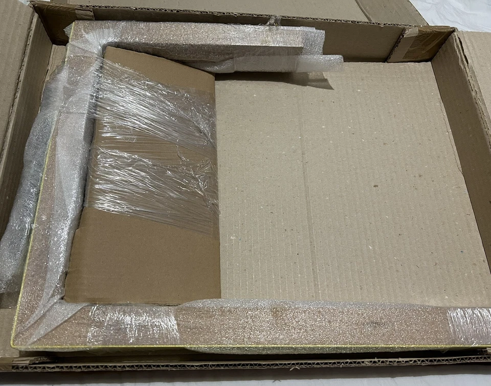 Lámpara LED Escandinava Contemporánea Universo Positivo PI (Amarilla) Foto 3 de 4