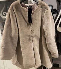 Women Plus Fur Coat Beige Size 28/30 Polyester Fur Coatused Once