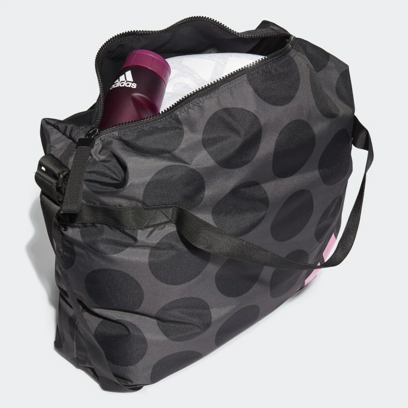 Gammeldags Vibrere ciffer New adidas POLKA-DOT OVERSIZE TOTE BAG Gym Training SPORTY VERSATILE BAG  GM4556 | eBay