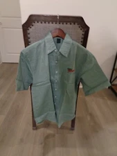 HESS OIL COMPANY GREEN POLO SHIRT  HESS EXPRESS CLERK SHIRT MEDIUM