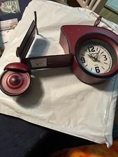 Scooter Clock Figur "NEU" Originalverpackt.  Batteriebetrieben. Süß. 2" x 12"