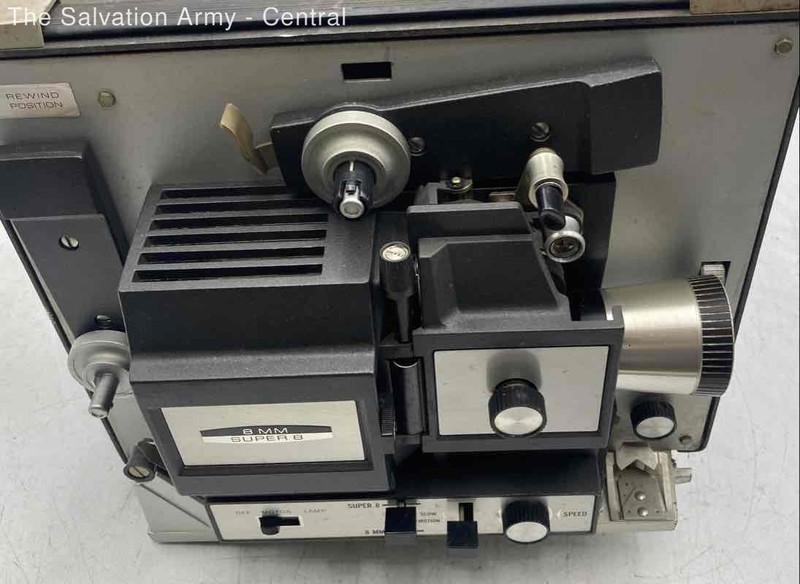 Bell And Howell Black Silver 8mm Super 8 Movie Projector w/Case
