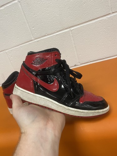 2021 Jordan 1 Retro OG GS bred taglia 3,5y (donna 5) 575441 063 leggere - Foto 13 di 13