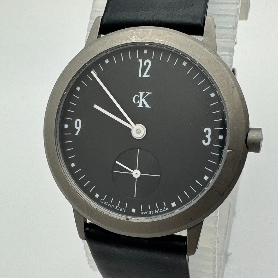 Vintage Swiss Made Quartz Watch Women 30m Silver Black Small Second New Battery - Image 2 of 4