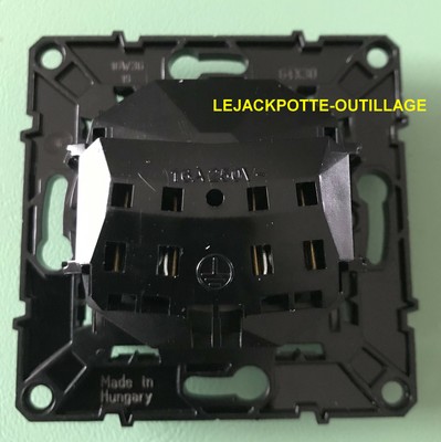 Prise électrique Arnould Evolution 51140 - Sans Terre, Magnésium, Neuve Sous Emballage