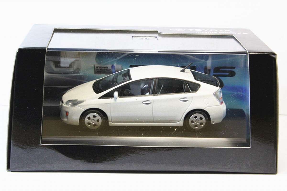1:43 Toyota Prius Car Model Toy | eBay