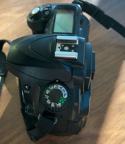 Nikon D50 Camera Body Digital SLR 6.1MP Reflex  - Parts only - Picture 4 of 7