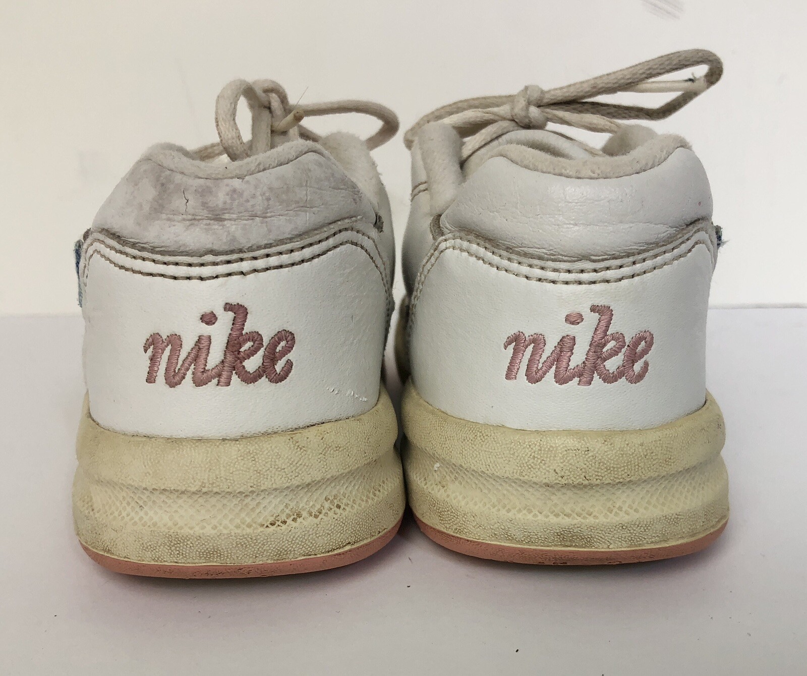 Nike size 10c Toddler Girls' Running Shoe Lace-Up White W/Pink Swoosh Some Wear thumbnail 8