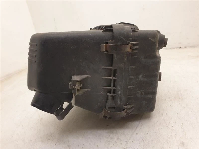 Toyota Camry V4 1996 caja filtro de aire Foto 3 de 4