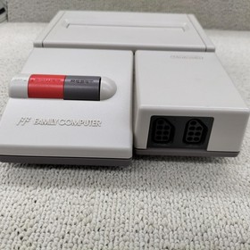 NINTENDO New Famicom AV Specification Console AC Adapter AV Cable Japan HVC-101