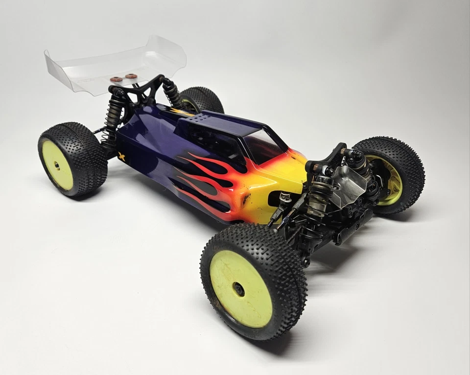 TLR 22X4 22X-4 Elite 1/10 4WD Buggy Upgraded + Spares - JConcept Exotek Lunsford - Image 2 of 4